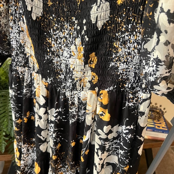 Baltic Born Fabian Jacquard Black Floral Midi Dress - Picture 5 of 5